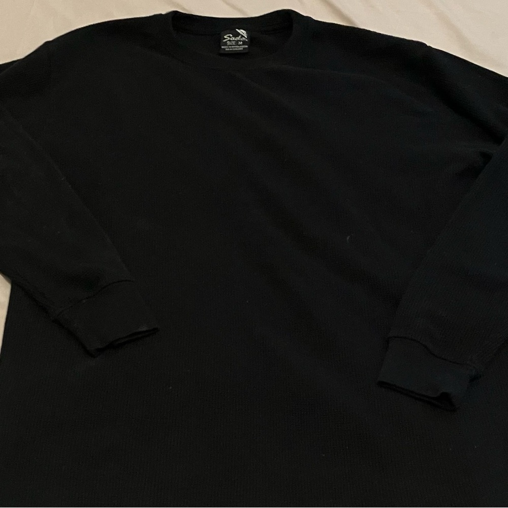 Sada Brand Men’s Long Sleeve Thermal Top !Accepting Offers/Bundle Deals!